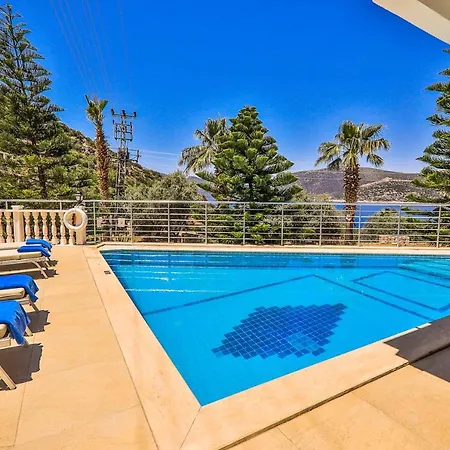 Destan Kalkan